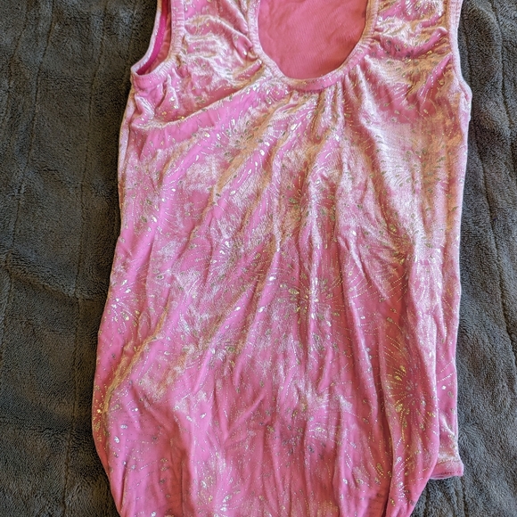 Pink and silver velvet children's leotard size 10-12 - Picture 2 of 3